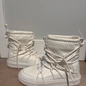 Christian Dior Snow Boots